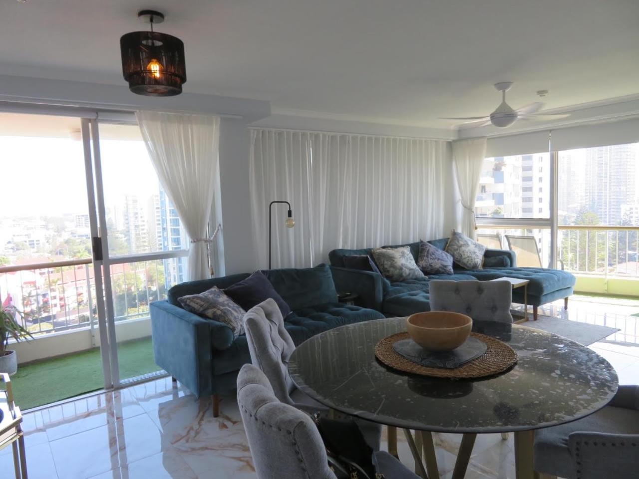 גולד קוסט Surfers Beachside Holiday Apartments מראה חיצוני תמונה